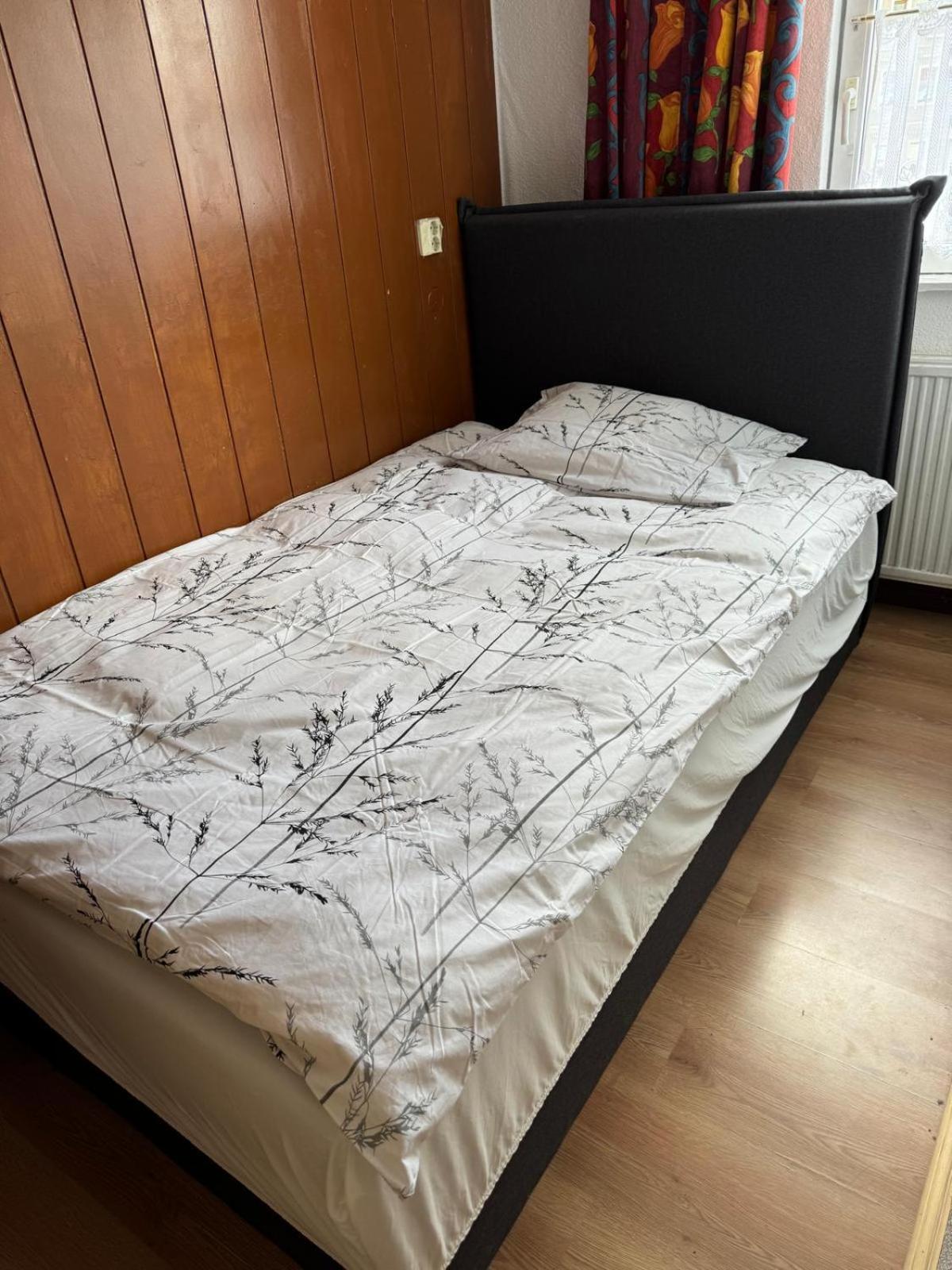Ferienwohnung In Stadtroda Екстериор снимка
