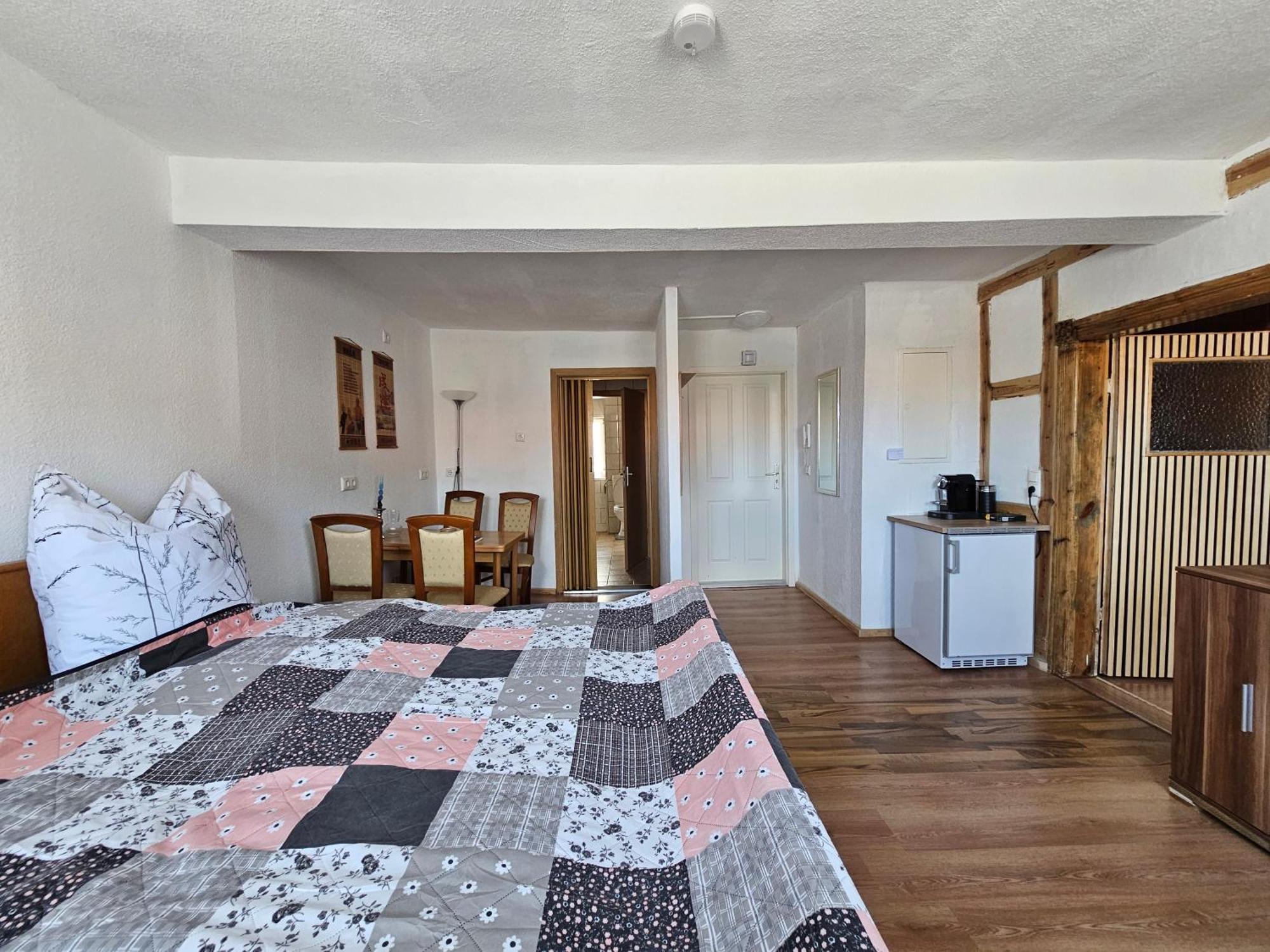Ferienwohnung In Stadtroda Екстериор снимка