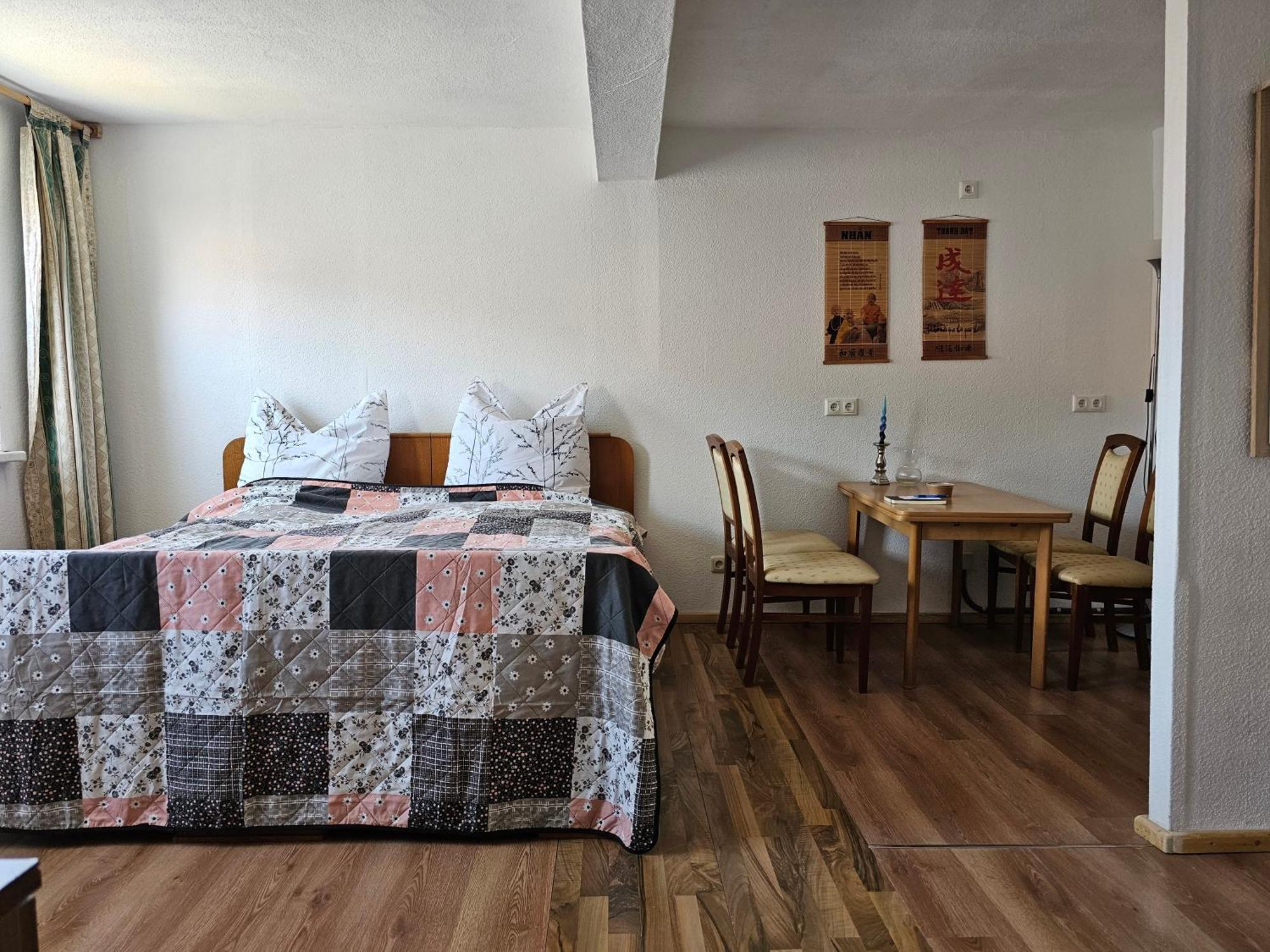 Ferienwohnung In Stadtroda Екстериор снимка